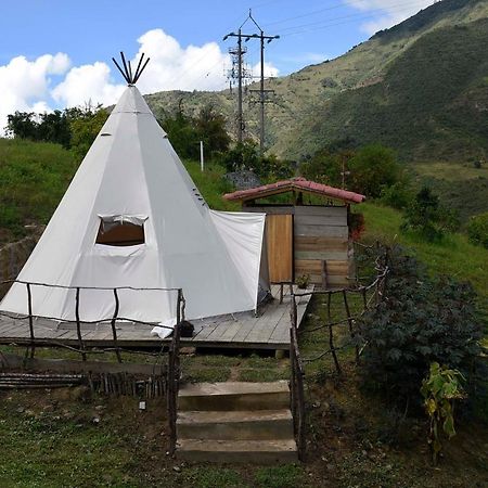Hostal Las Valkirias Matanza Eksteriør billede